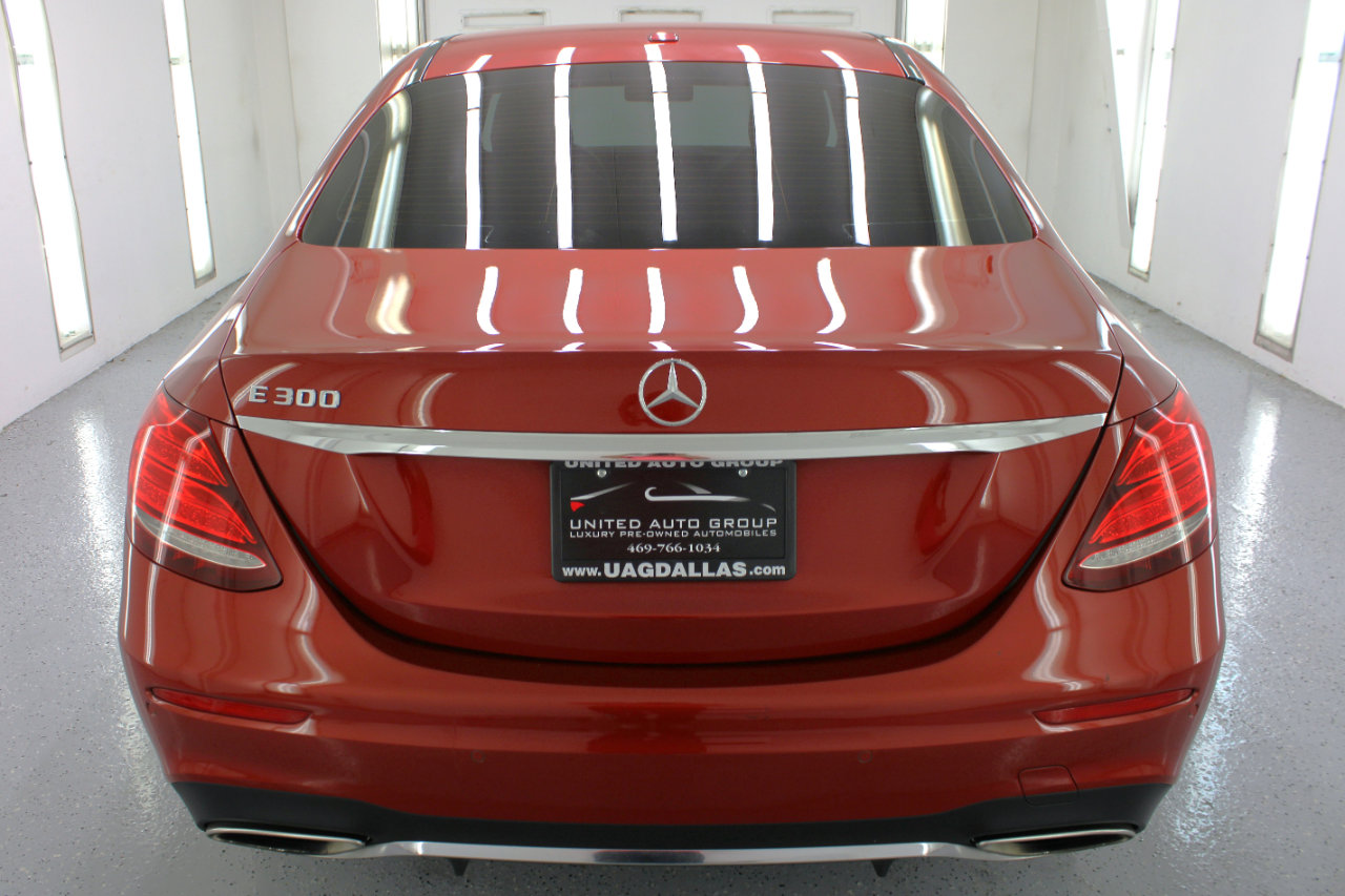 Used 2017 Mercedes-Benz E 300 image 8