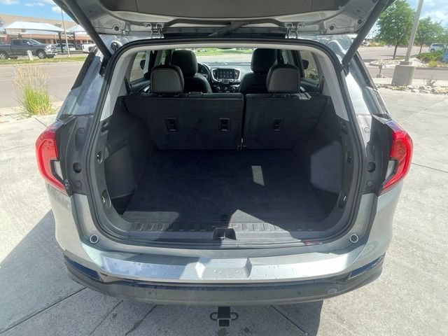 Used 2023 GMC Terrain SLT w/ Elevation Edition AWD/4WD image 30