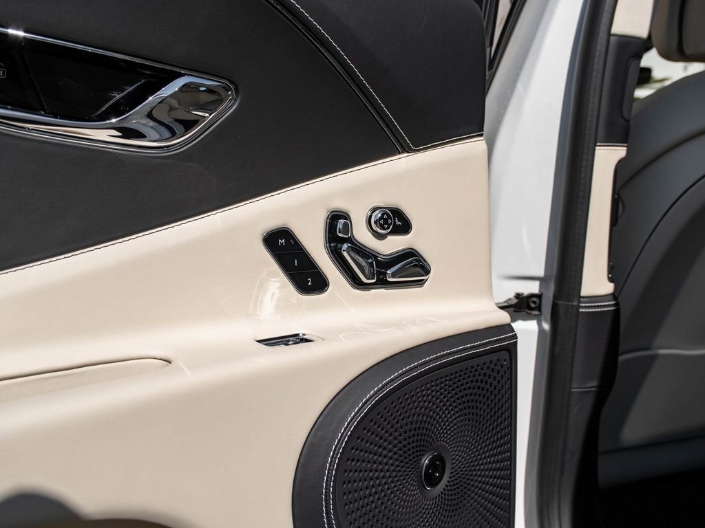 New 2026 Bentley Flying Spur Plug-In Hybrid AWD/4WD image 22
