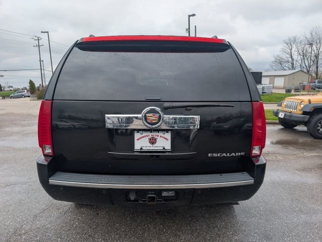 Used 2013 Cadillac Escalade Luxury image 5