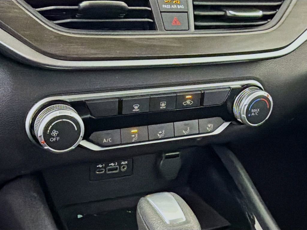 Used 2024 Nissan Altima 2.5 SV image 18