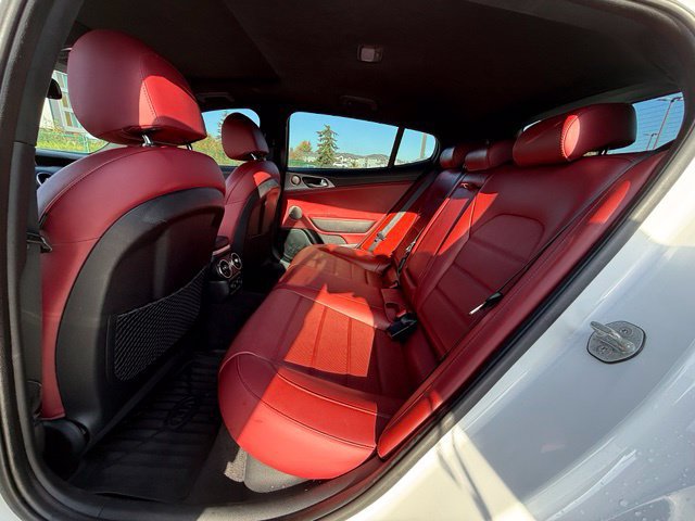 Used 2020 Kia Stinger GT2 image 12