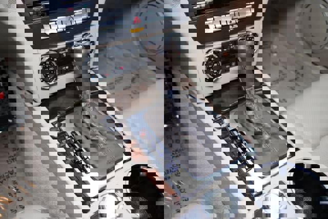 Used 2014 Mercedes-Benz C 300 4MATIC Sedan image 13