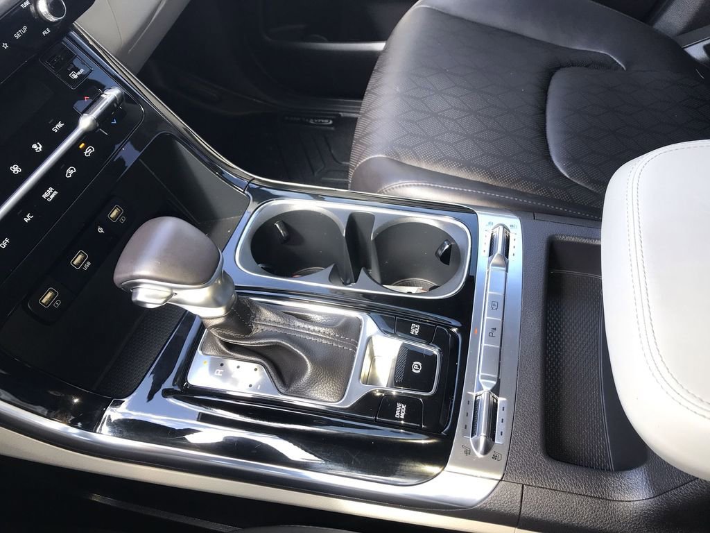 Used 2024 Kia Carnival SX FWD image 21