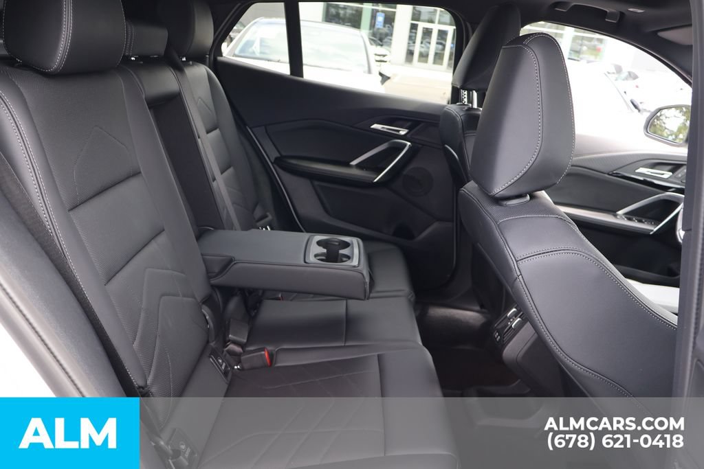 Used 2025 BMW X2 xDrive28i AWD/4WD image 24