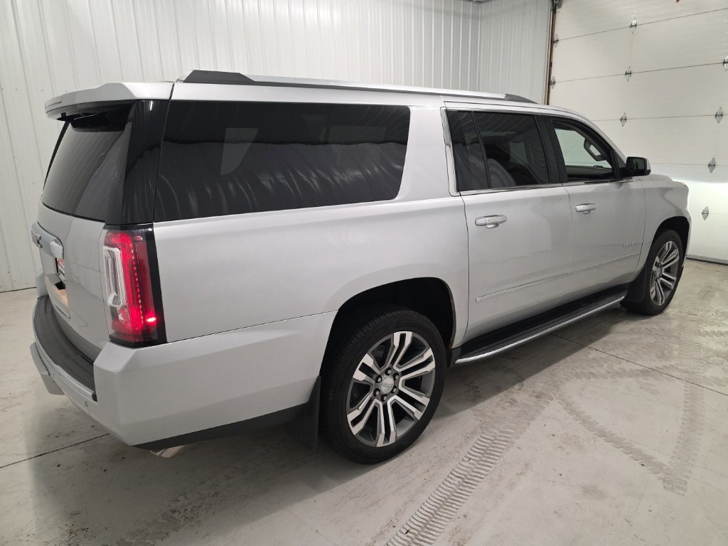 Used 2018 GMC Yukon XL Denali w/ Open Road Package AWD/4WD image 6