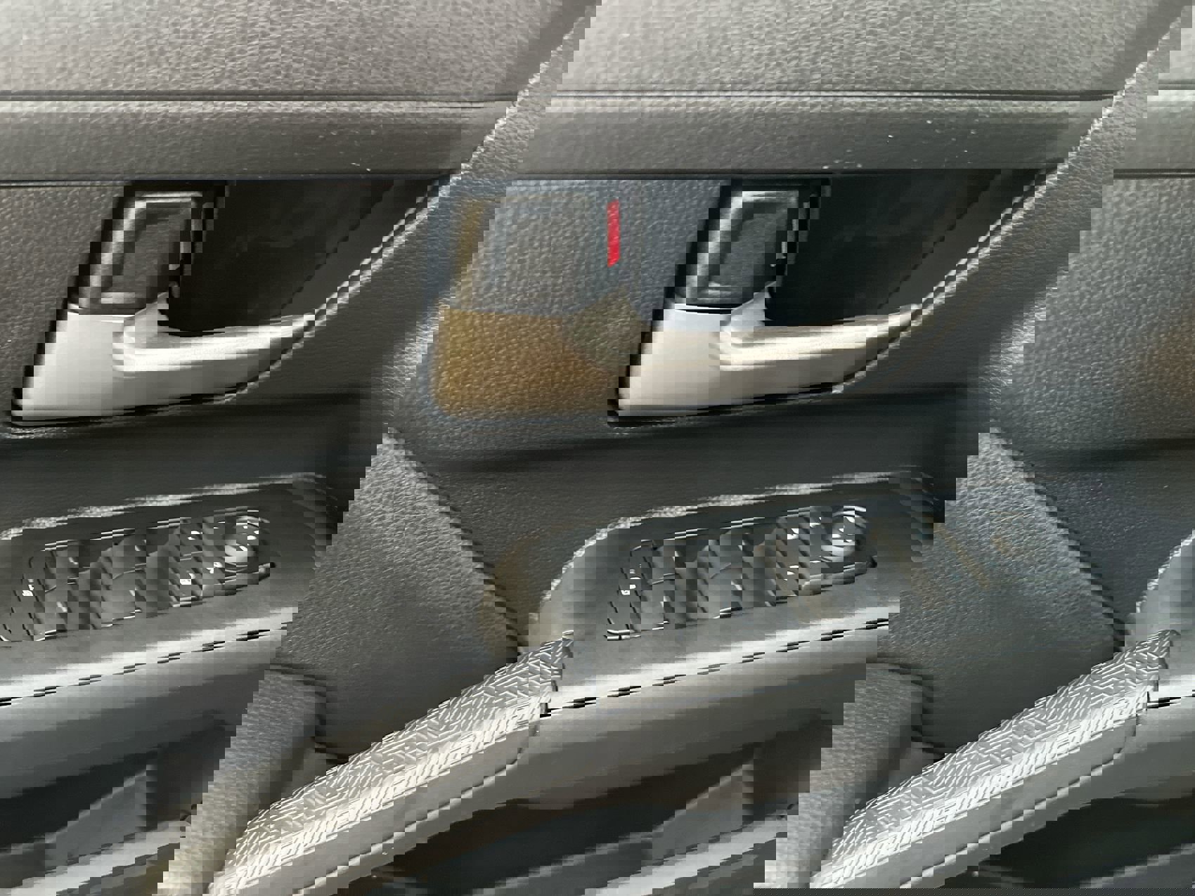 Used 2024 Toyota Tacoma TRD Off-Road image 13