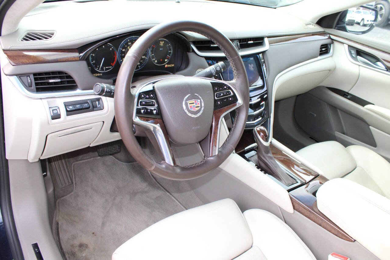 Used 2013 Cadillac XTS Platinum image 13