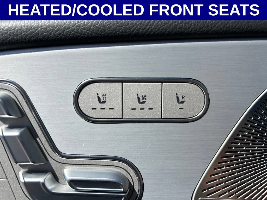 Used 2025 Mercedes-Benz GLS 450 4MATIC image 6
