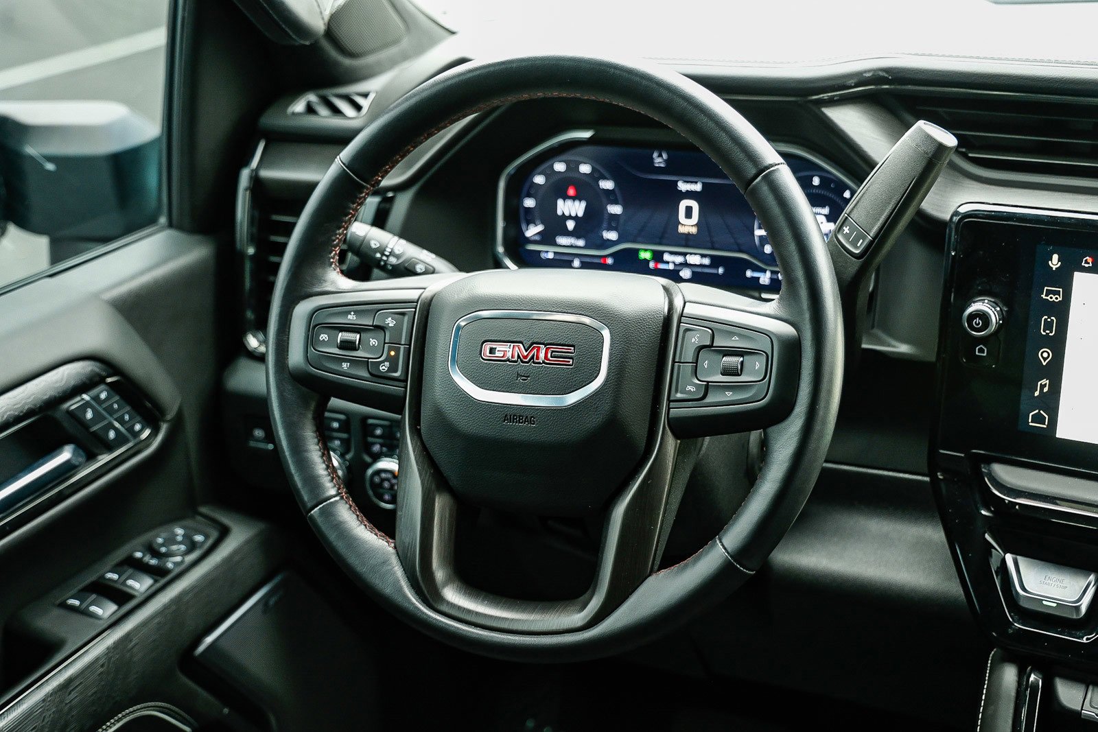 Used 2025 GMC Sierra 2500 AT4X image 13