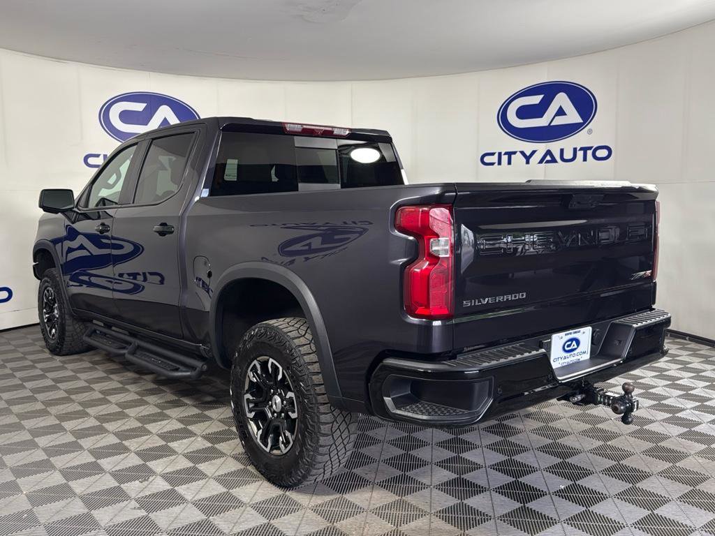 Used 2024 Chevrolet Silverado 1500 ZR2 image 7