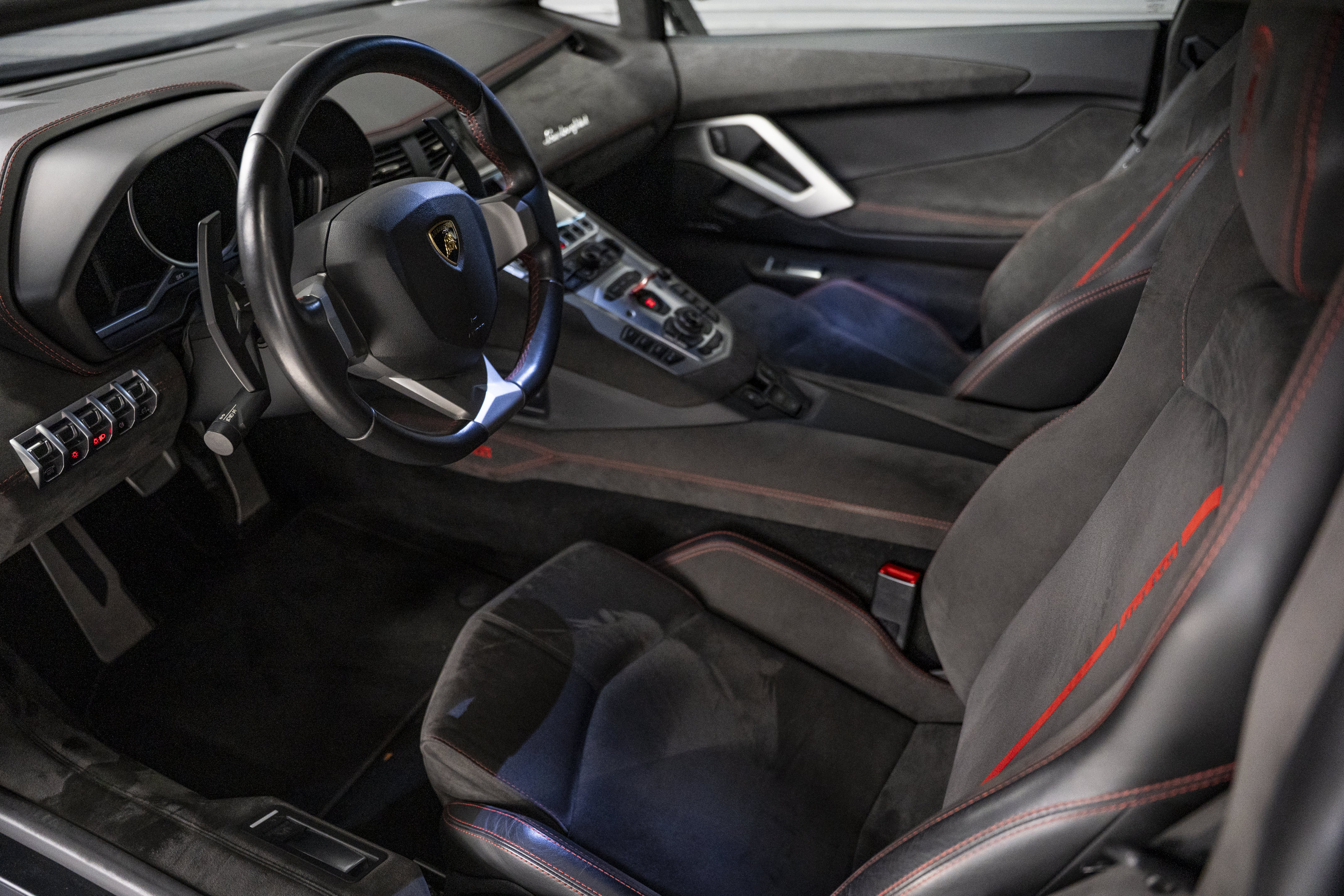 Used 2016 Lamborghini Aventador LP 700-4 AWD/4WD image 28