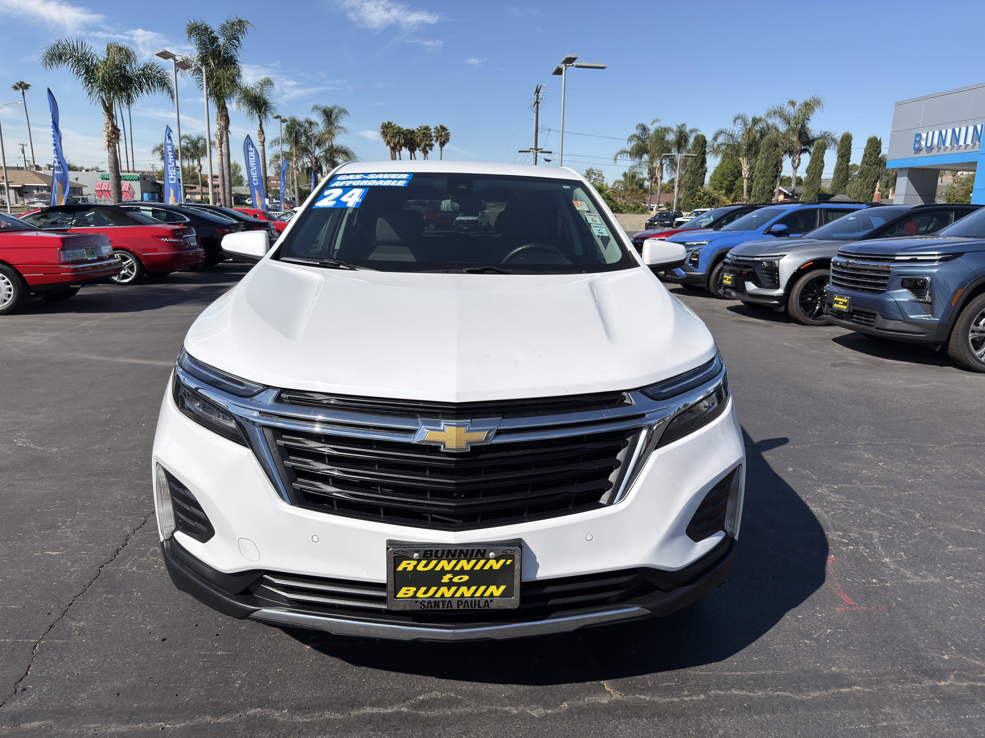 Used 2024 Chevrolet Equinox LT image 3