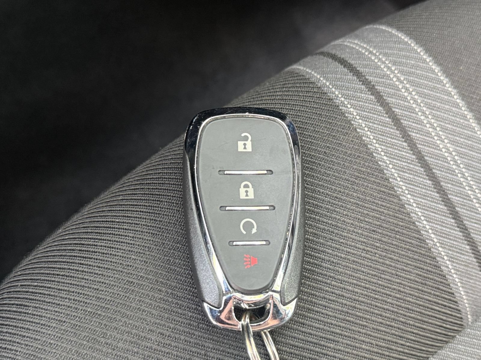 Used 2025 Chevrolet Blazer LT FWD image 20
