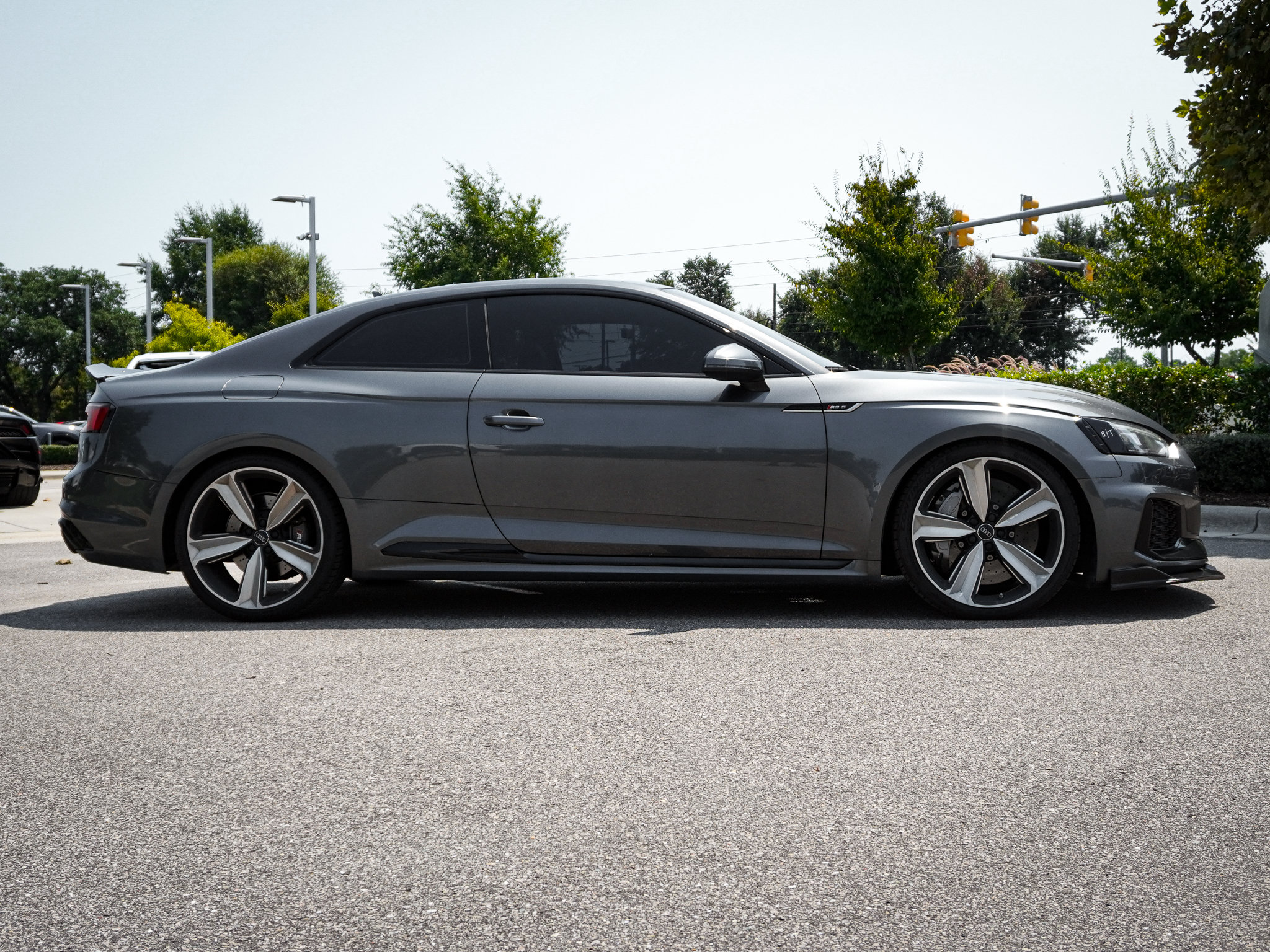 Used 2018 Audi RS 5 w/ Dynamic Plus Package AWD/4WD image 11