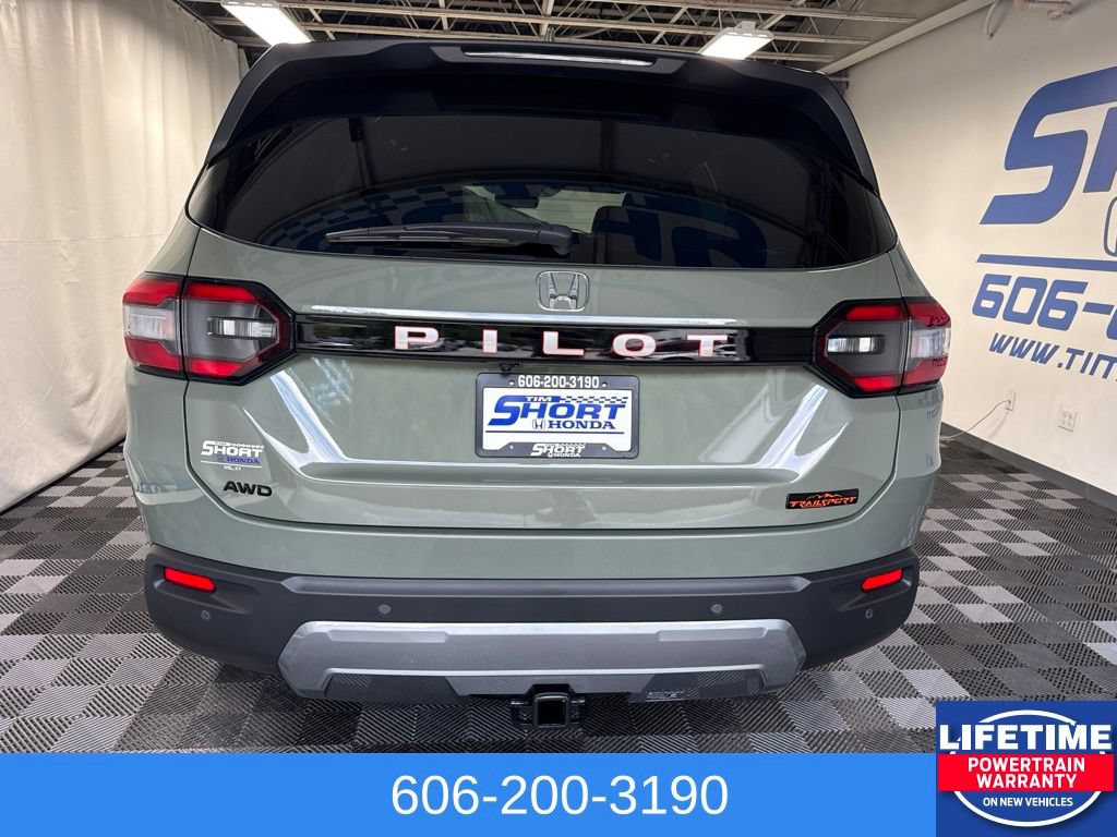 New 2026 Honda Pilot TrailSport image 7