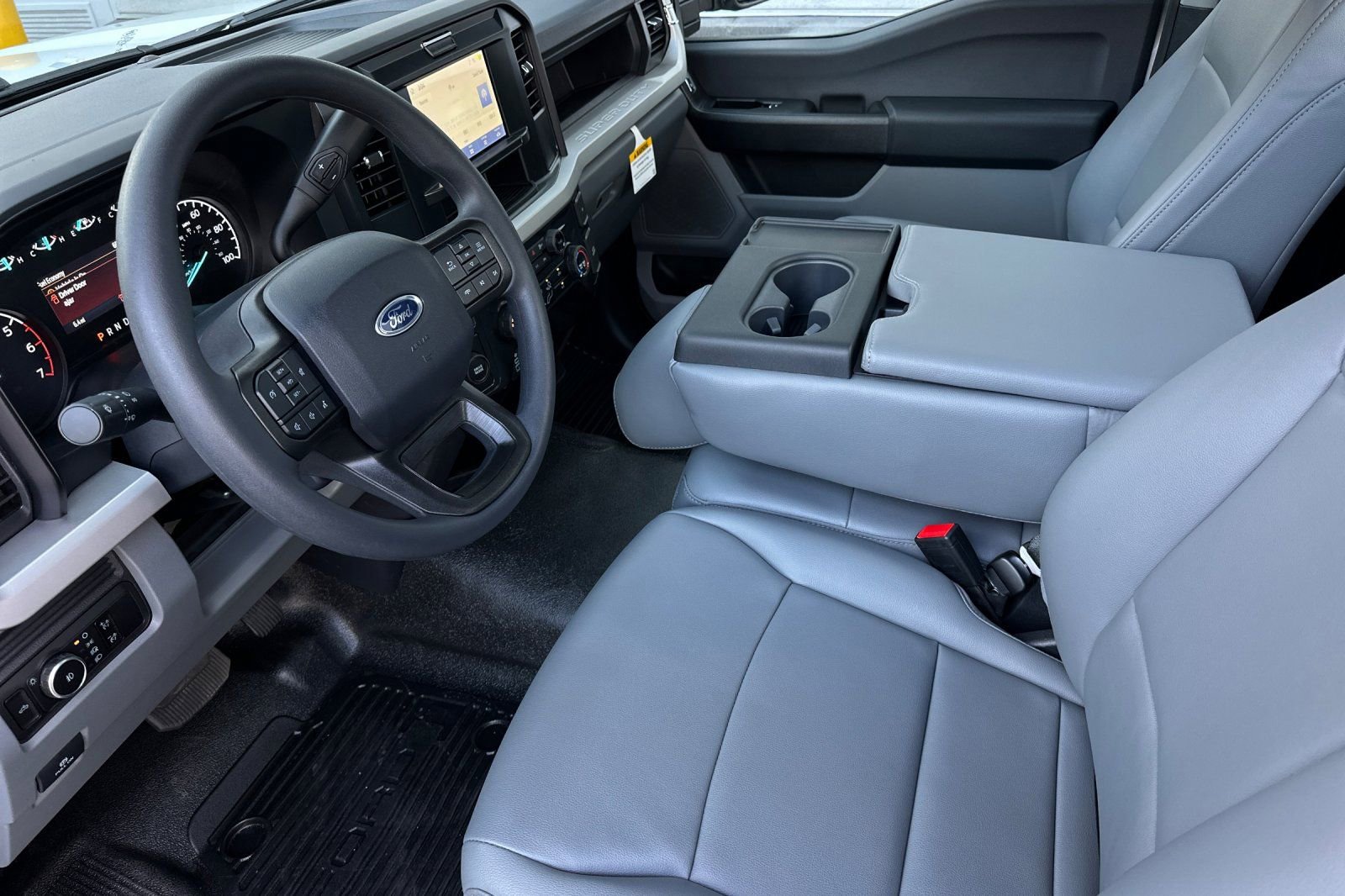 New 2026 Ford F250 XL w/ XL Chrome Package image 9