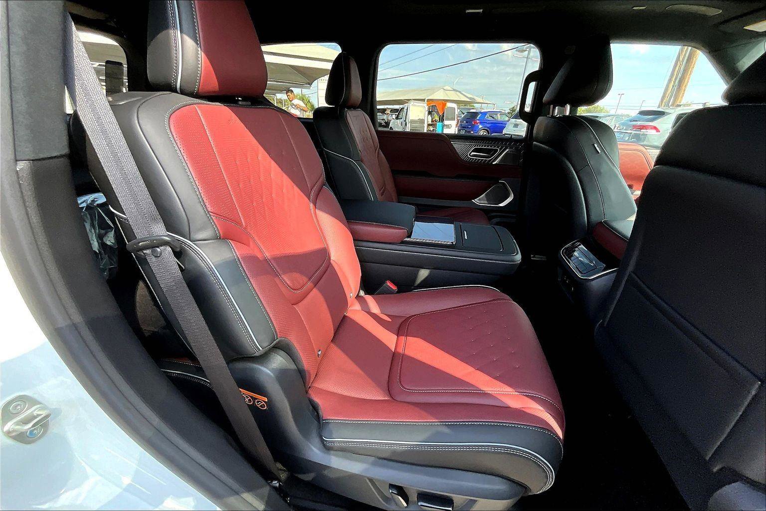 New 2026 INFINITI QX80 Autograph image 21