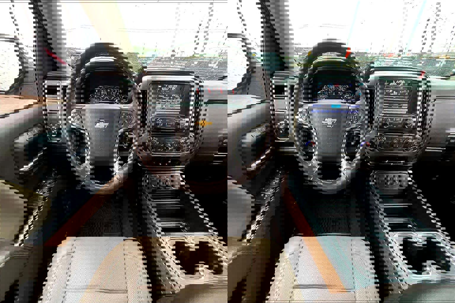 Used 2018 Chevrolet Silverado 1500 LTZ w/ Texas Edition RWD image 6