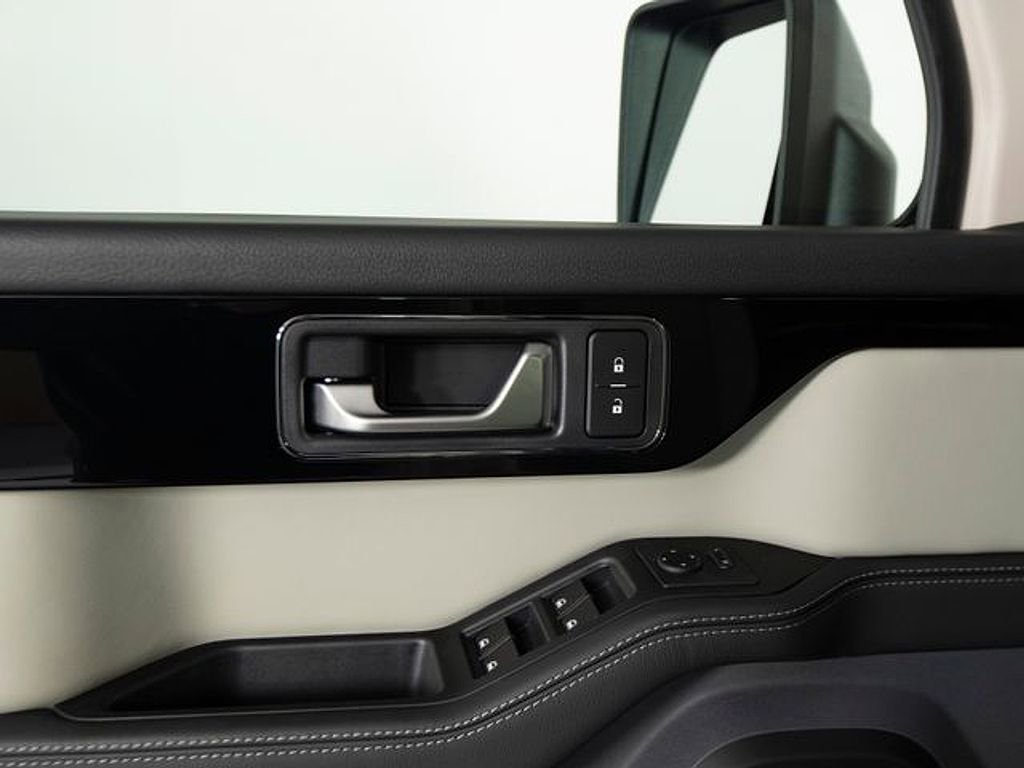 New 2025 INEOS Grenadier Fieldmaster Edition image 11