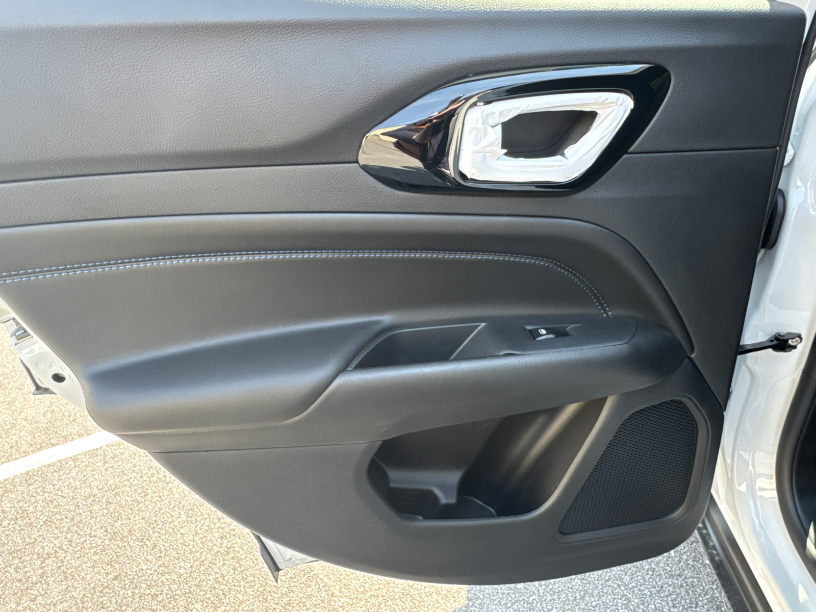 New 2026 Jeep Compass Latitude AWD/4WD image 22