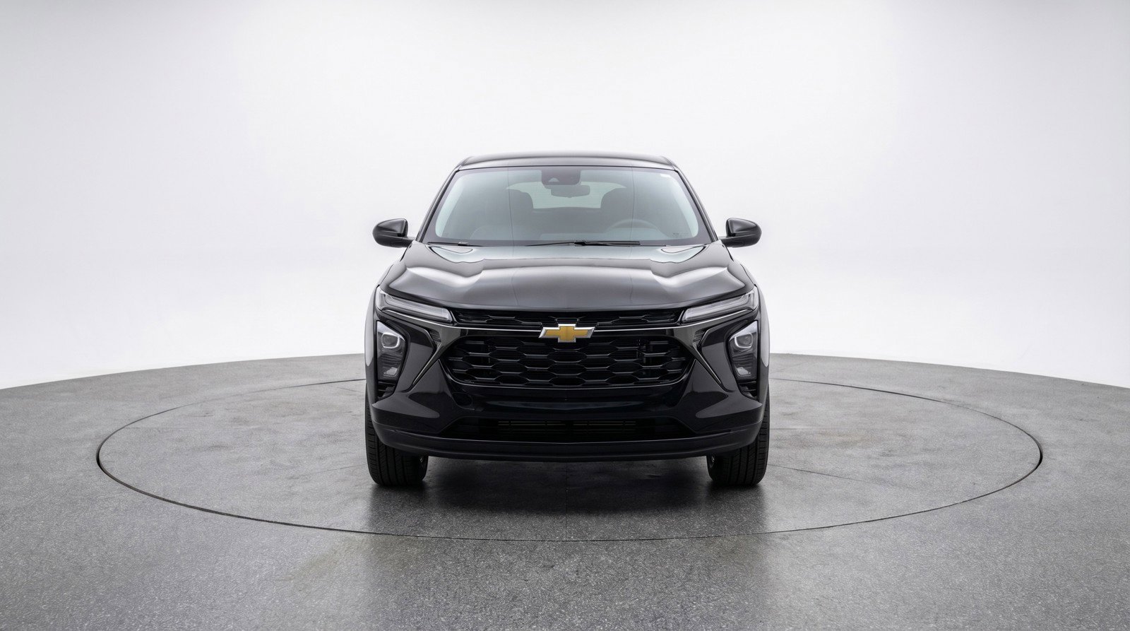 Used 2025 Chevrolet Blazer LT image 2