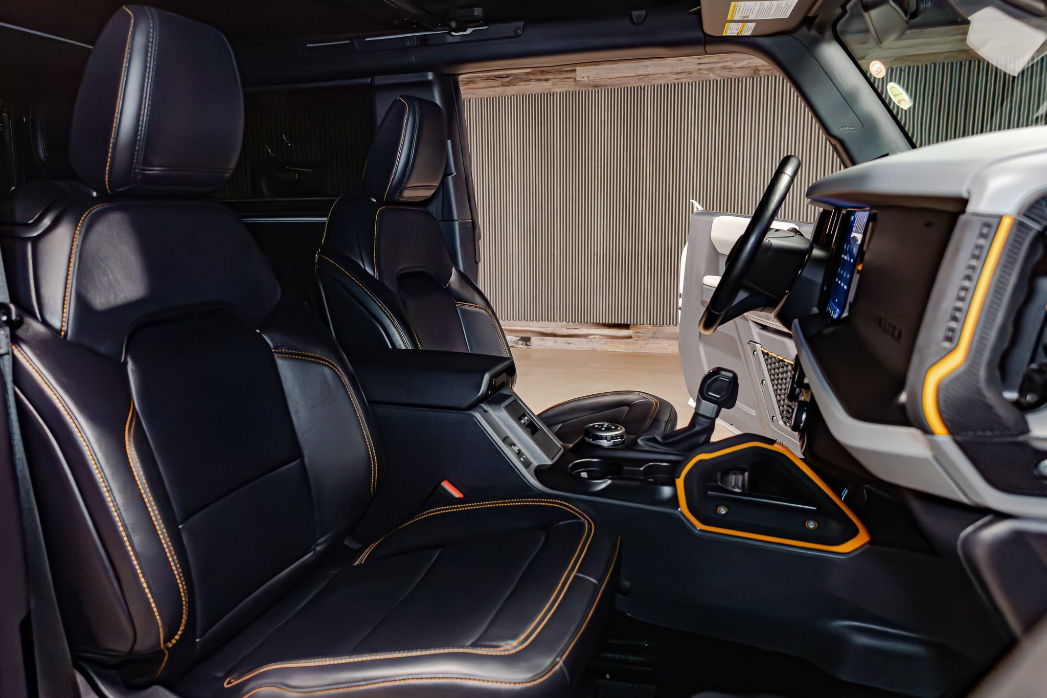 Used 2022 Ford Bronco Badlands image 25