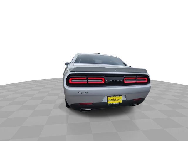 Used 2021 Dodge Challenger SXT w/ Driver Convenience Group image 7
