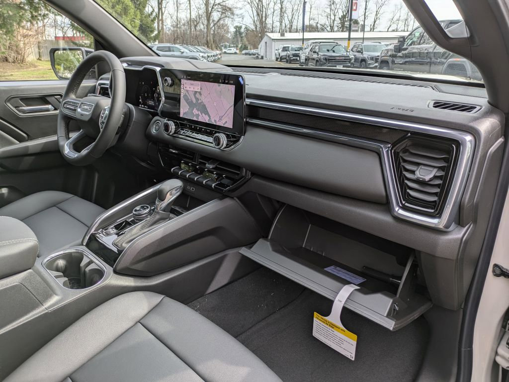 New 2026 GMC Canyon Elevation w/ Convenience Package image 28