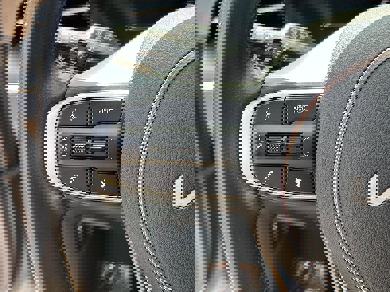 Used 2025 Kia K5 GT-Line w/ GT-Line Premium Package image 24