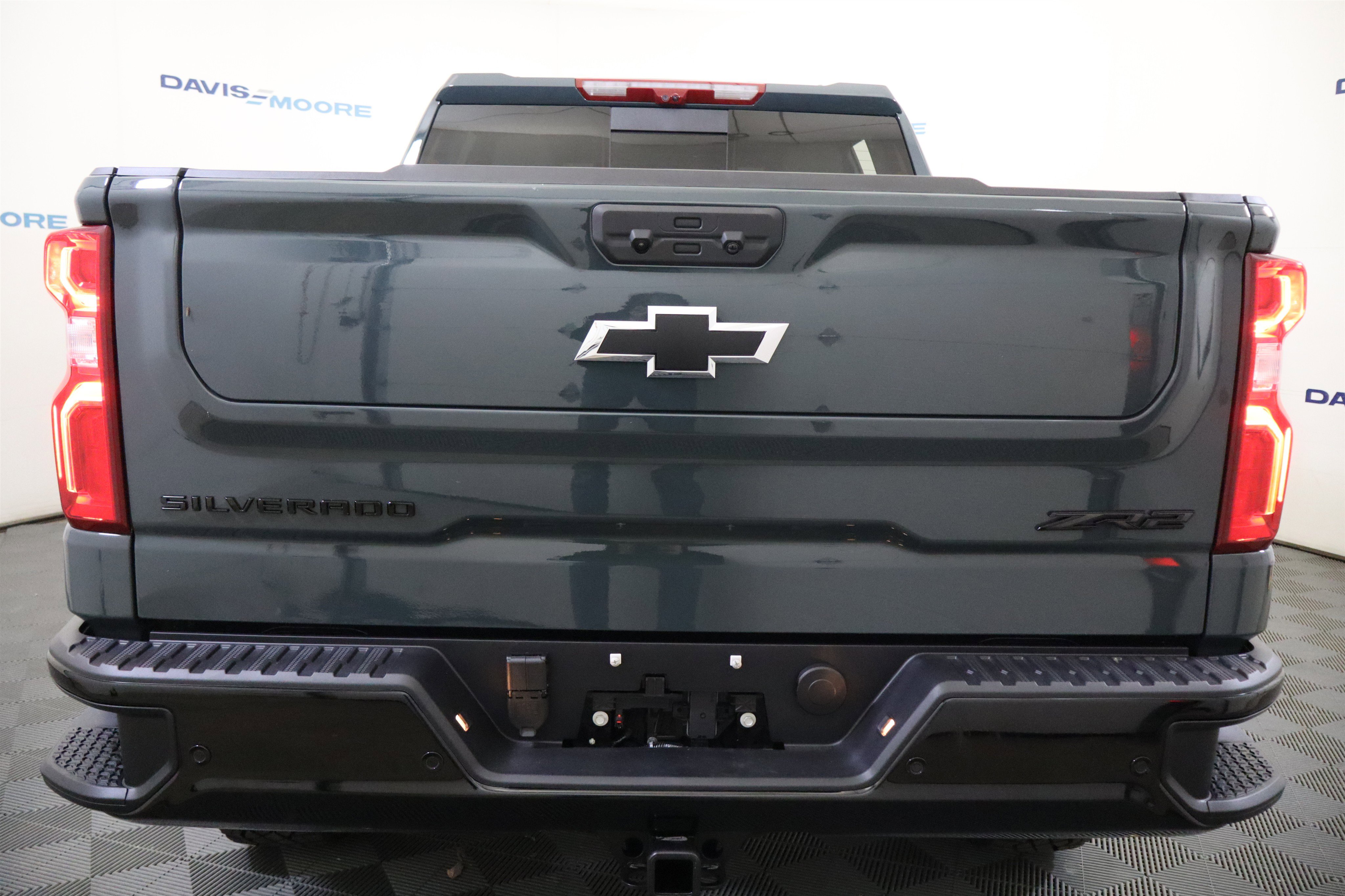 New 2026 Chevrolet Silverado 1500 ZR2 w/ Dark Appearance Package image 6
