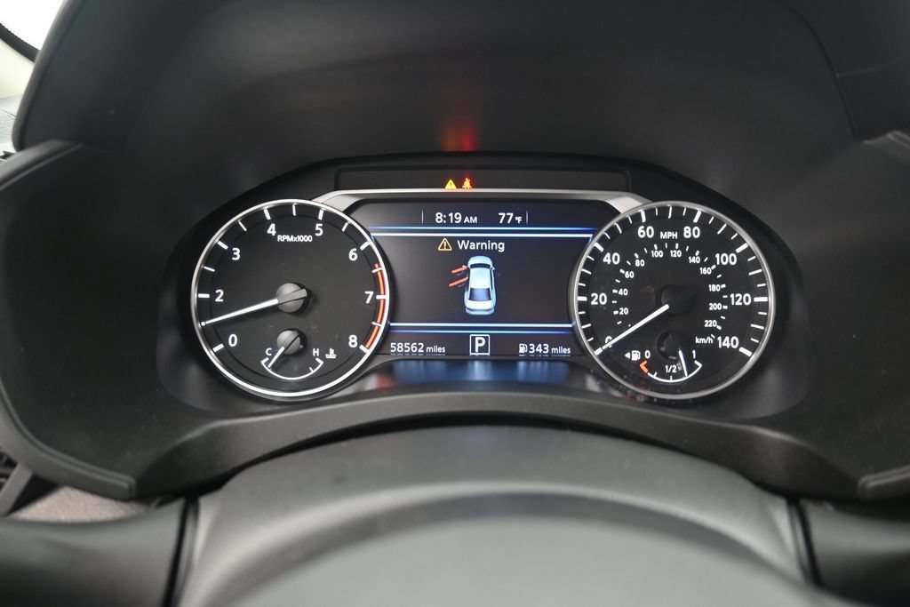 Used 2024 Nissan Altima 2.5 SV FWD image 11
