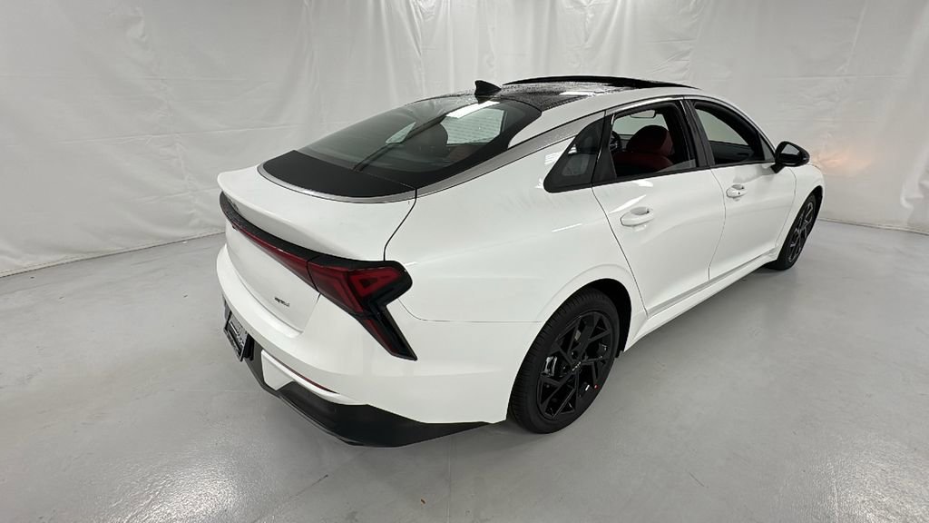 New 2026 Kia K5 GT-Line image 3