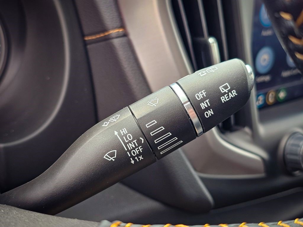 Certified 2022 GMC Terrain AT4 w/ Tech Package AWD/4WD image 15