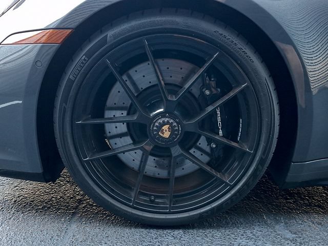 Certified 2025 Porsche 911 Carrera 4 GTS AWD/4WD image 15