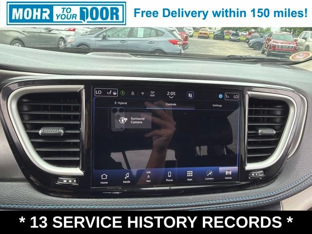 Used 2021 Chrysler Pacifica Touring-L FWD image 21