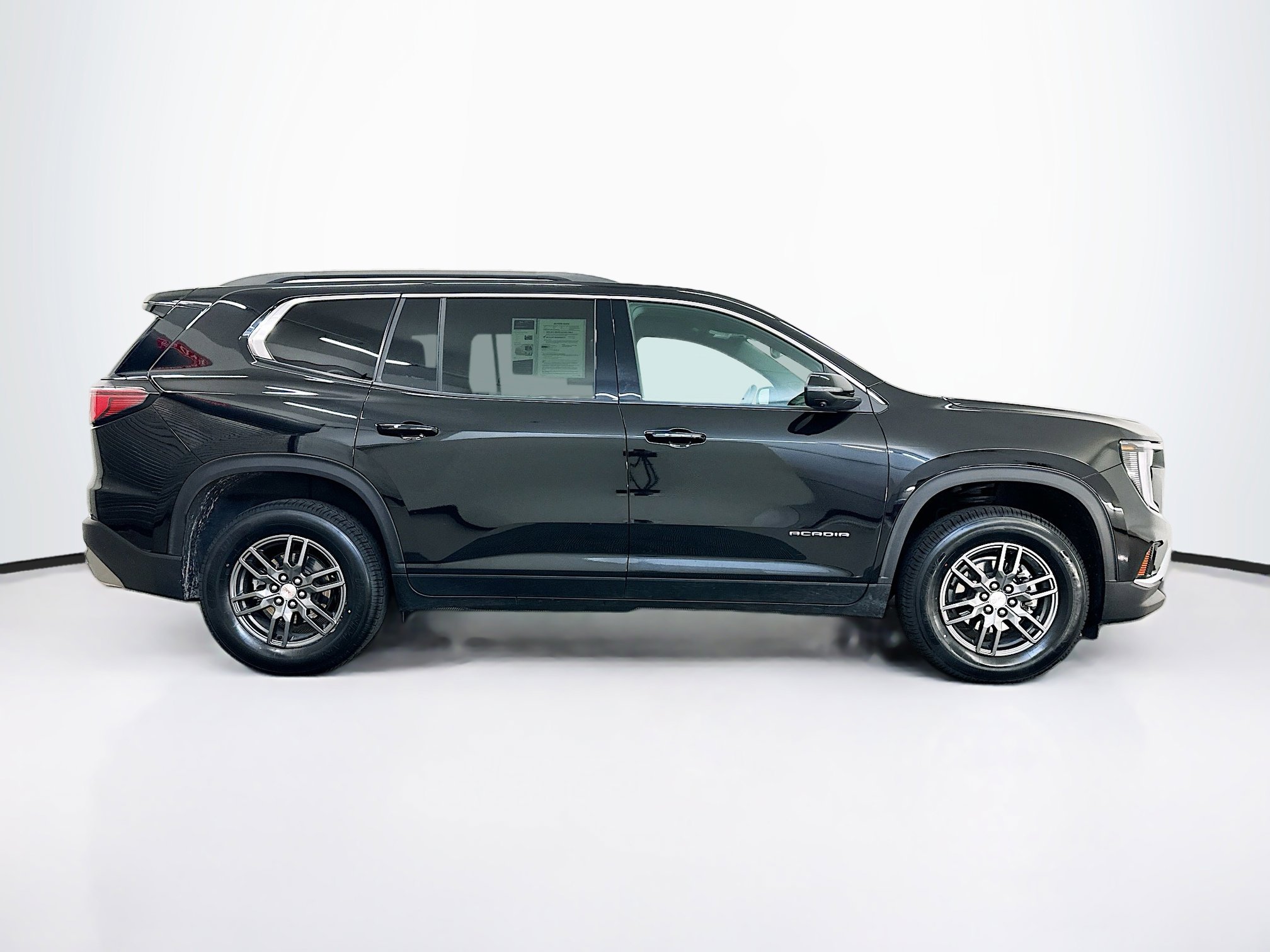 Used 2025 GMC Acadia Elevation image 10