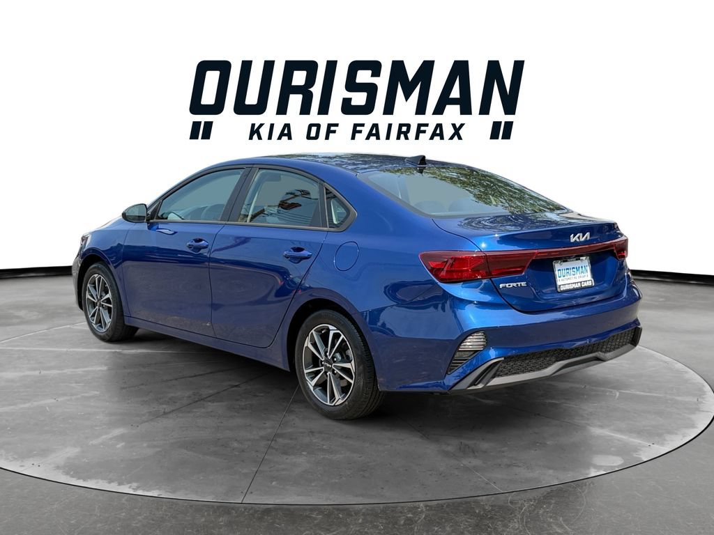 Certified 2023 Kia Forte LXS FWD image 5