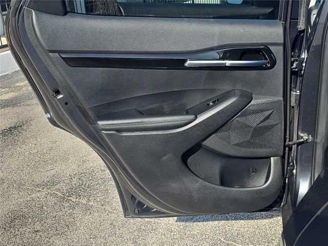 Used 2022 Kia Seltos S FWD image 8