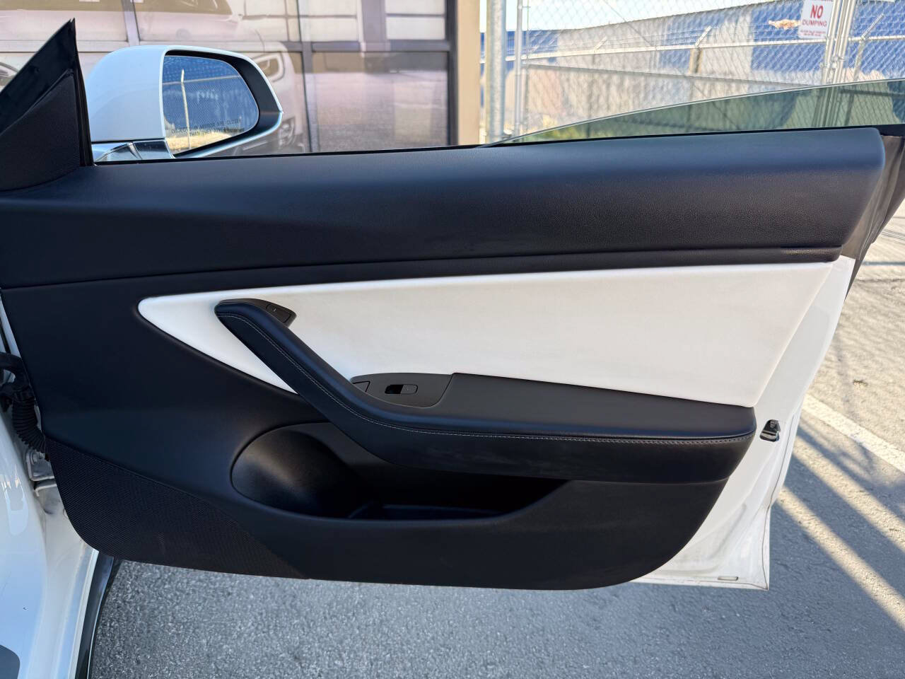Used 2018 Tesla Model 3 Performance AWD/4WD image 29