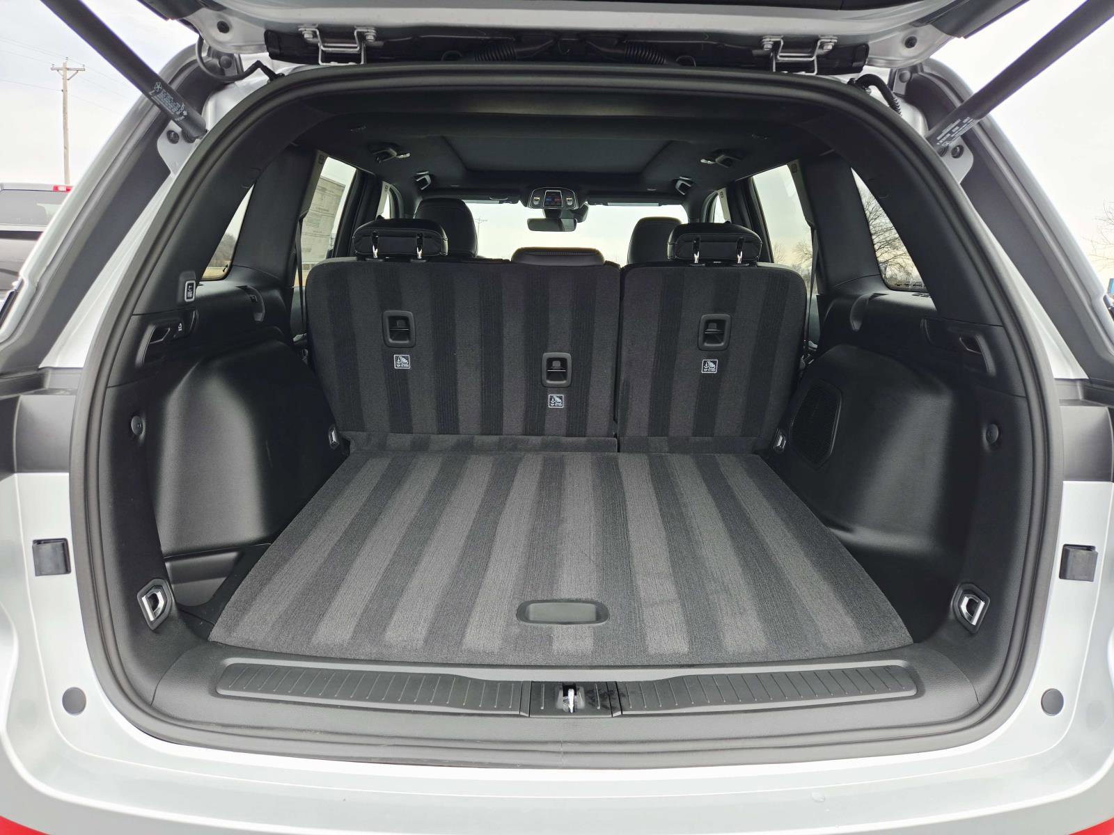 New 2026 Jeep Grand Cherokee Limited image 14