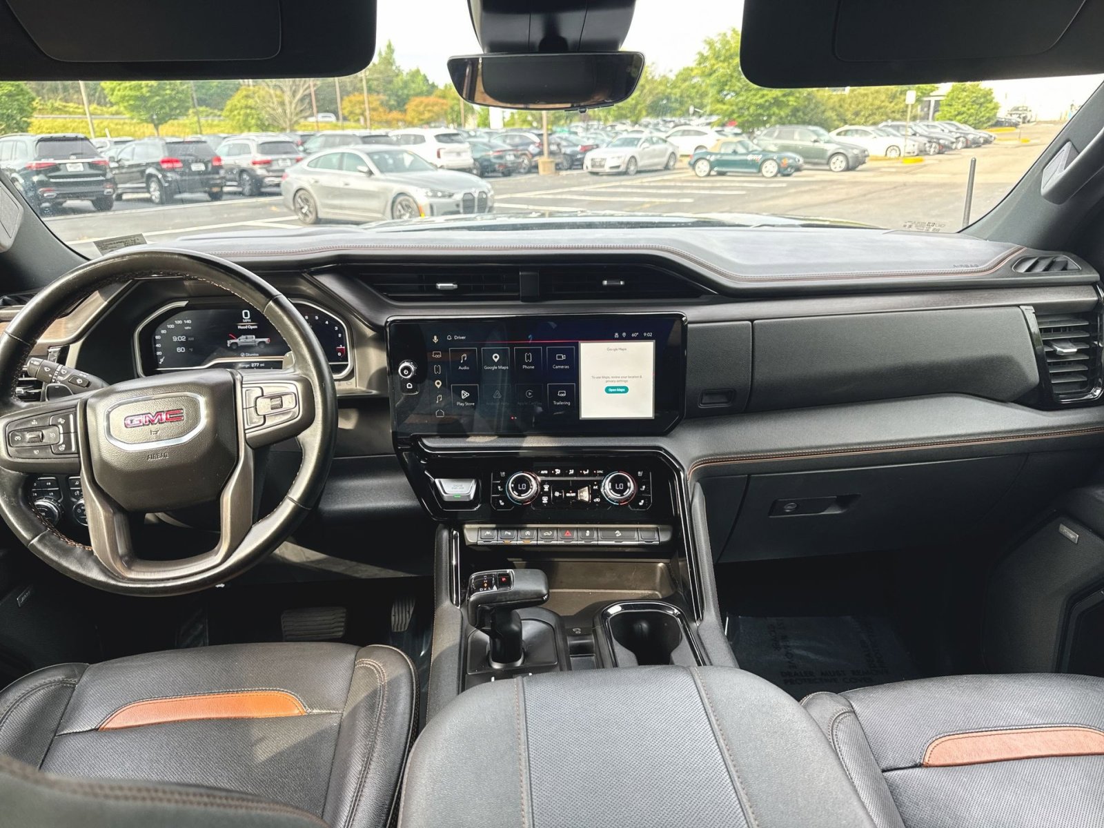 Used 2023 GMC Sierra 1500 AT4 w/ Technology Package AWD/4WD image 12