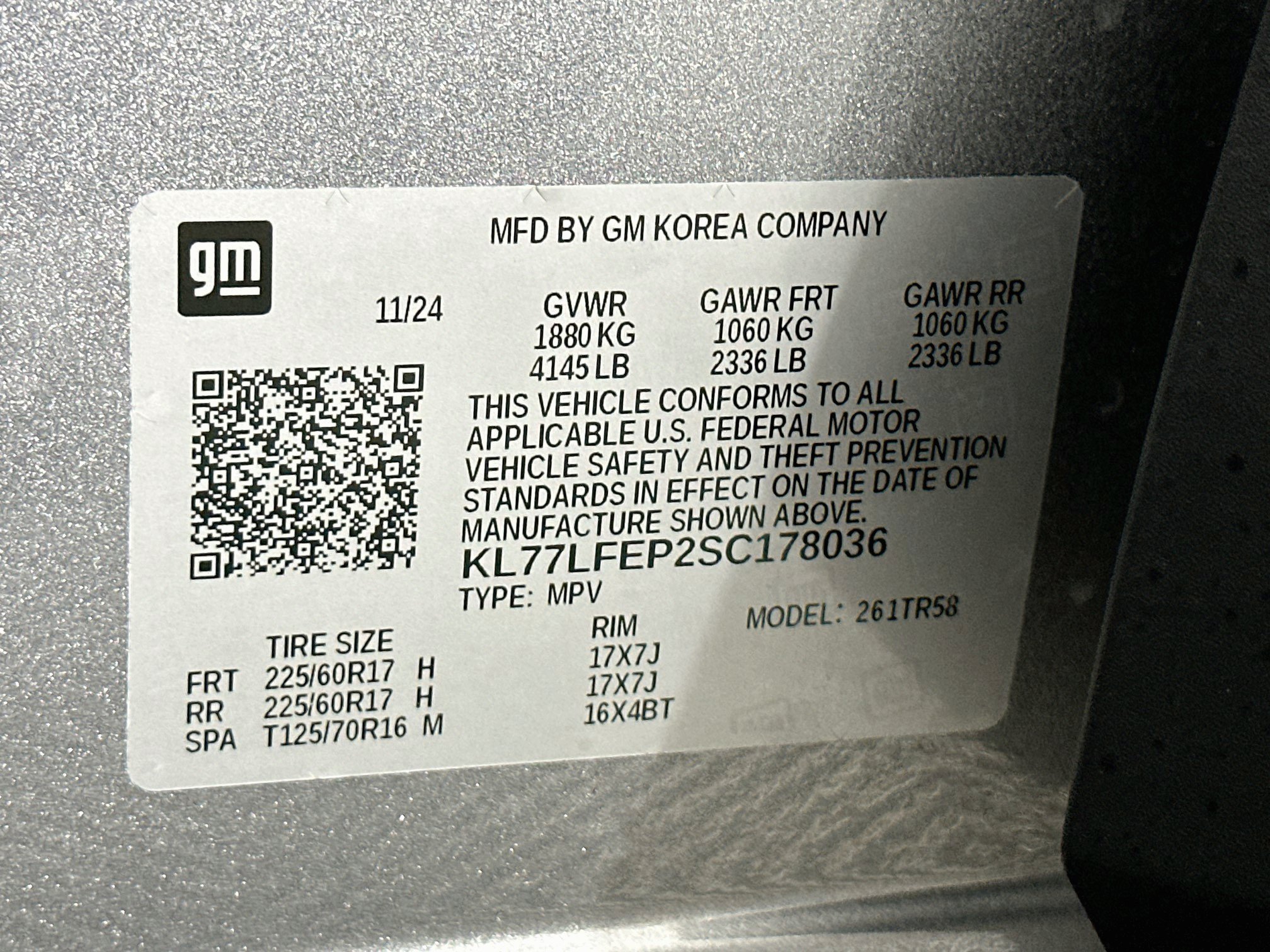 Used 2025 Chevrolet Trax LS FWD image 12