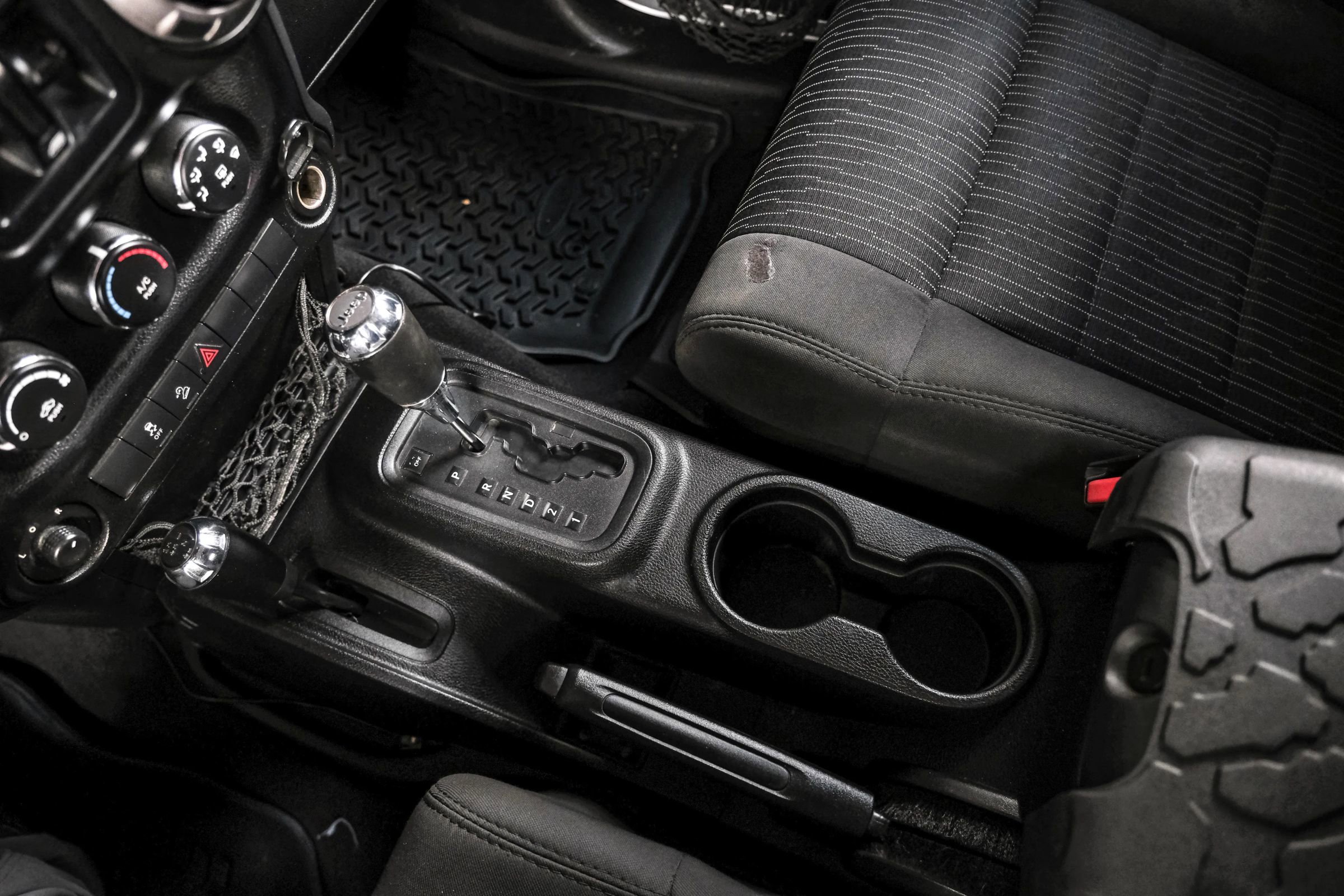 Used 2011 Jeep Wrangler Unlimited Sport image 21