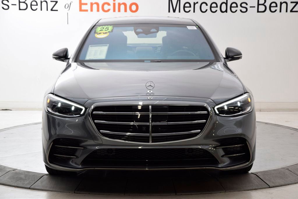 Used 2025 Mercedes-Benz S 580e 4MATIC Sedan image 9