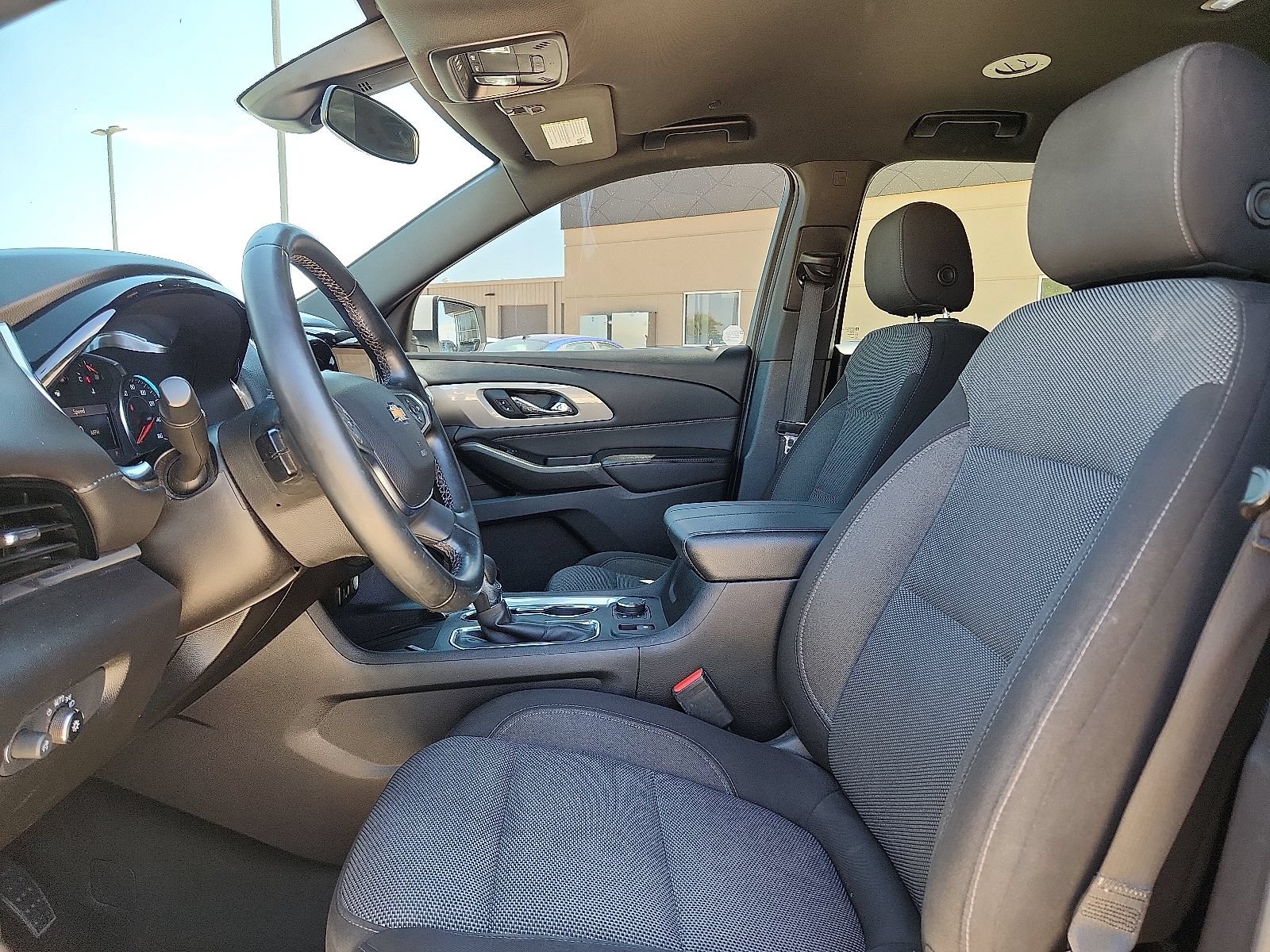 Used 2023 Chevrolet Traverse LT AWD/4WD image 11