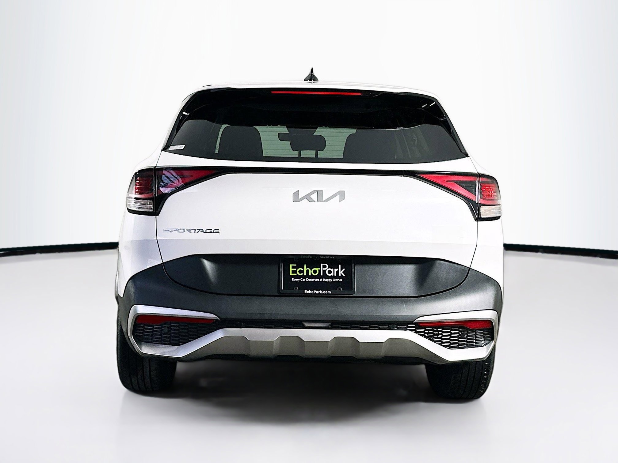 Used 2023 Kia Sportage LX image 7