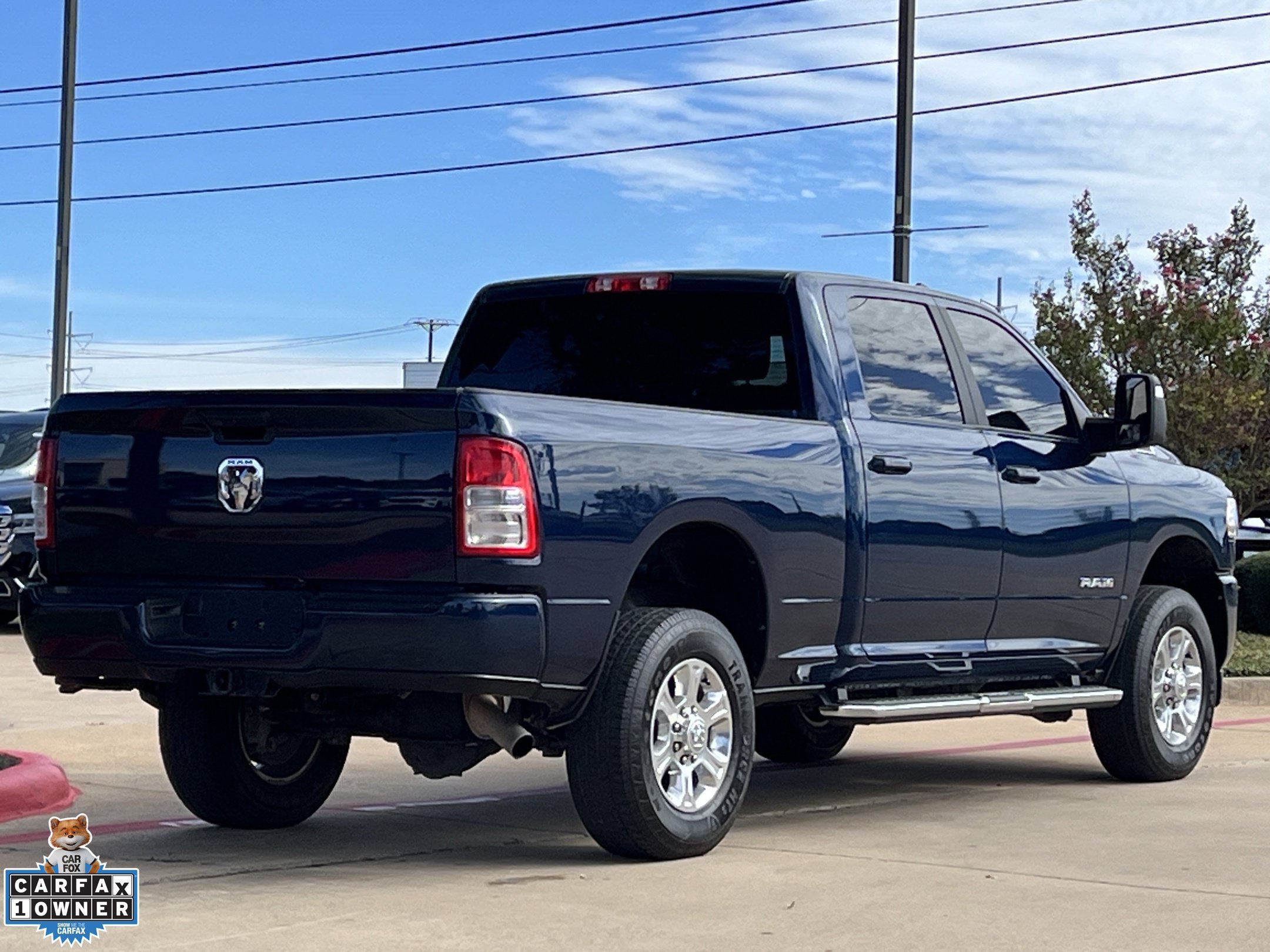 Used 2024 RAM 2500 Big Horn w/ Sport Appearance Package AWD/4WD image 4