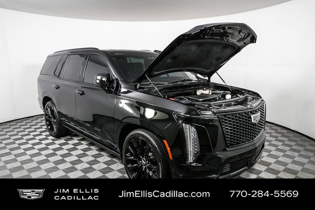 Used 2025 Cadillac Escalade Sport Platinum w/ LPO, ONYX Package image 40