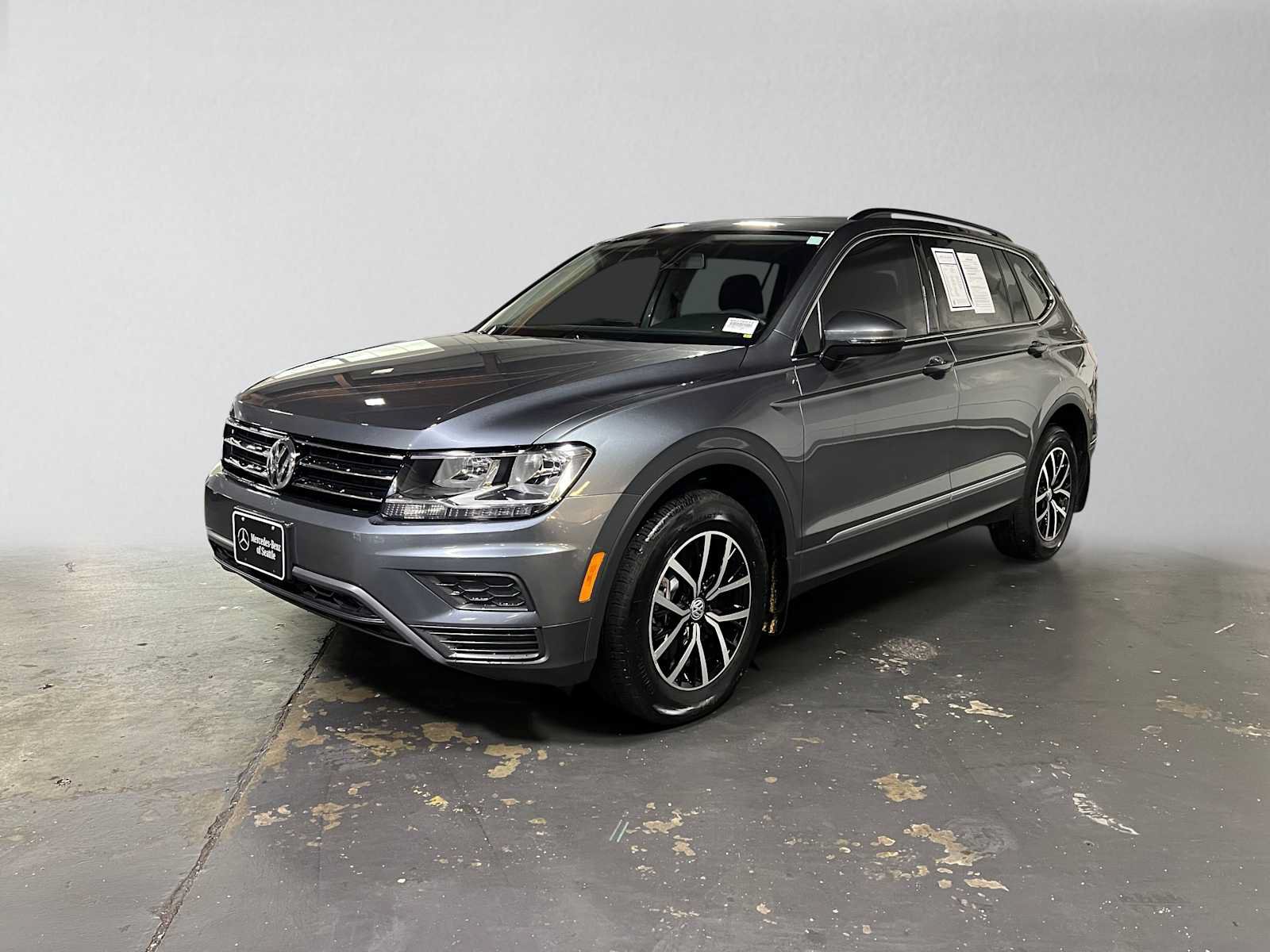 Used 2021 Volkswagen Tiguan SE w/ Panoramic Sunroof Package AWD/4WD image 7